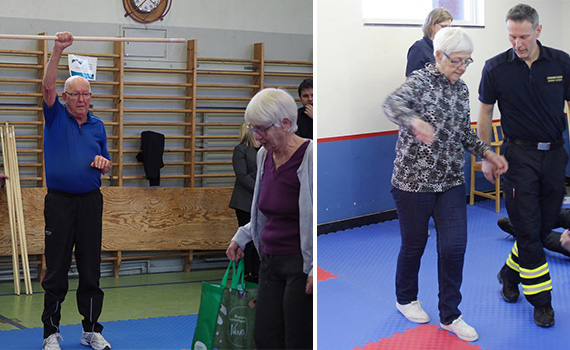 Äldre personer tränar i en gymnastikhall