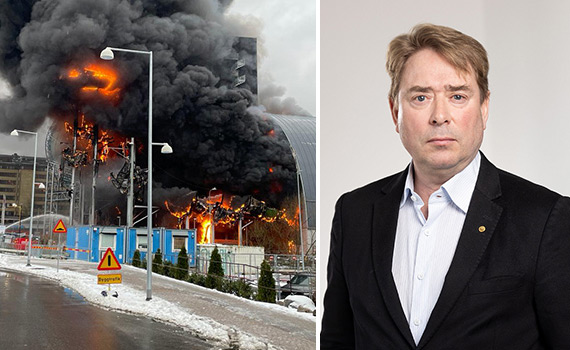 Oceana Vattenvärld i lågor och Brandskyddsföreningens generalsekreterare Mats Björs med allvarlig min