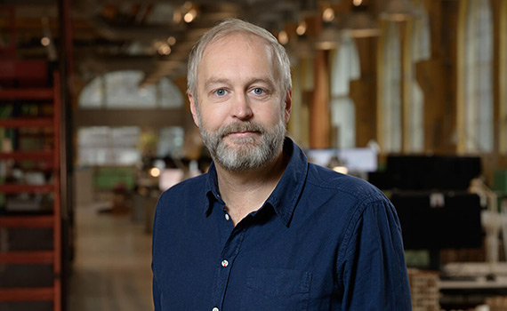 Porträttfoto Björn Yndemark